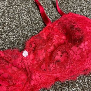Brand new Victoria’s Secret bralette